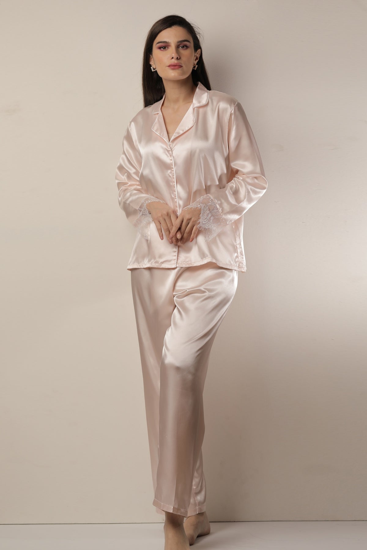 Leydia Classic Two-Piece Pajama Set - 5570P1
